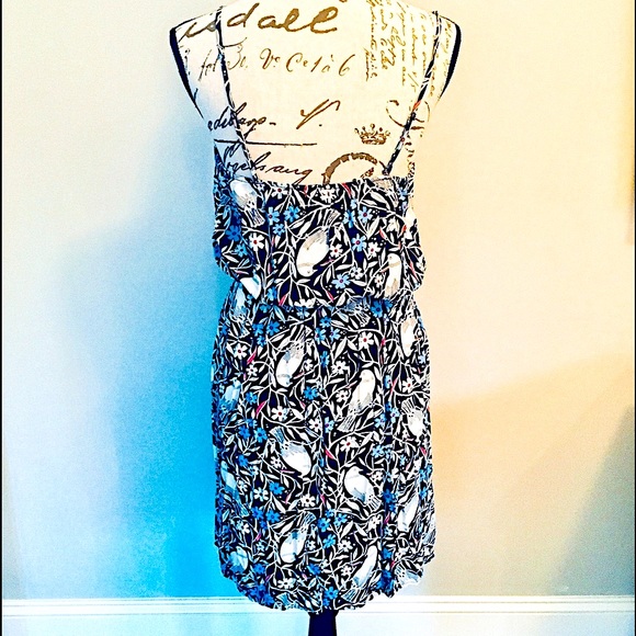 Old Navy lot 2 beachy tropical sundresses - Picture 4 of 8